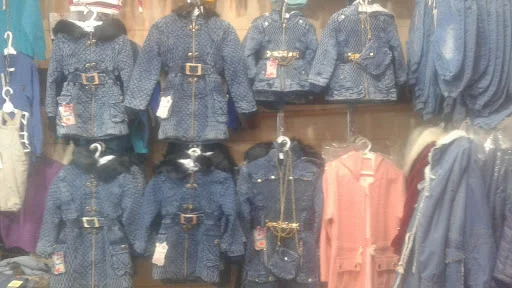 تولید و پخش پوشاک بچه گانه شیری - پوشاک بچگانه در تبریز