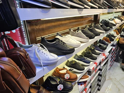 بازار کفش - کیف و کفش در تبریز
