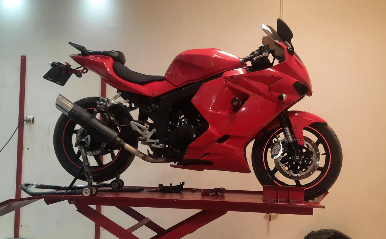 تعمیرگاه موتور سیکلت top speed - تصویر 2