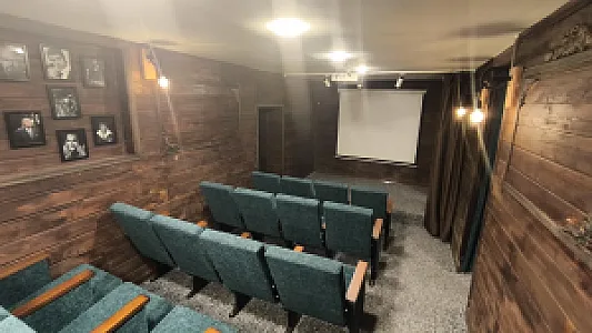 موزه زنده داروش
