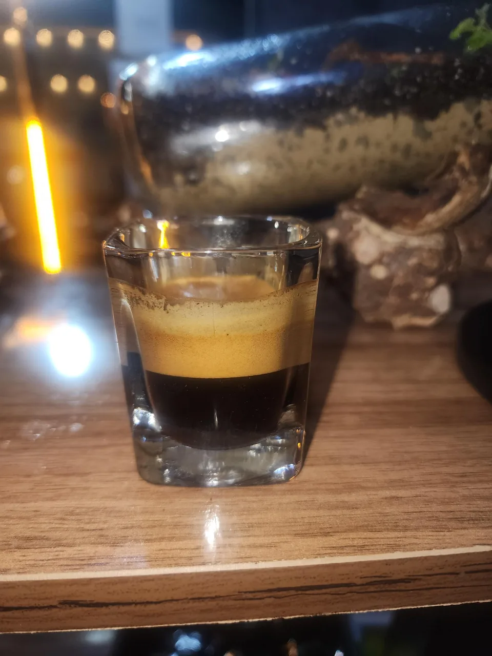 کافه ۳۳