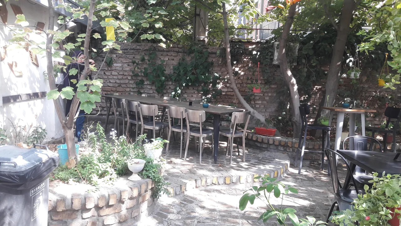 77 Cafe کافه 77 - تصویر 4