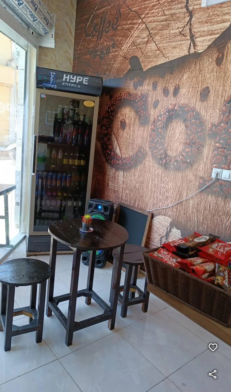 کافه آزادی - تصویر 2
