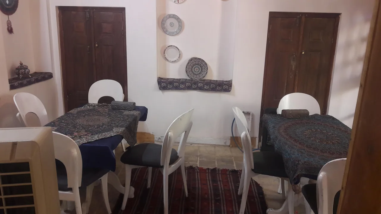 کافی شاپ سرای قجریه - تصویر 2