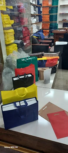 بازار بزرگ چرم تبریز - کیف و کفش در تبریز