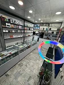 موبایل علی فون