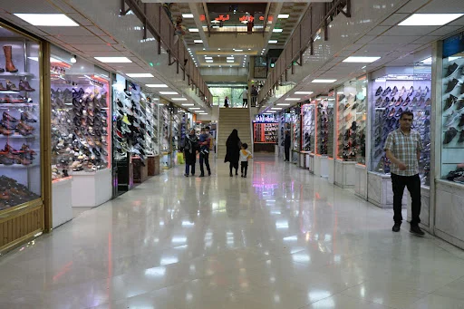 مرکز خرید کیف، کفش و لباس کیان - پوشاک مردانه در تبریز