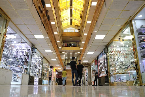 مرکز خرید کیف، کفش و لباس کیان - پوشاک مردانه در تبریز