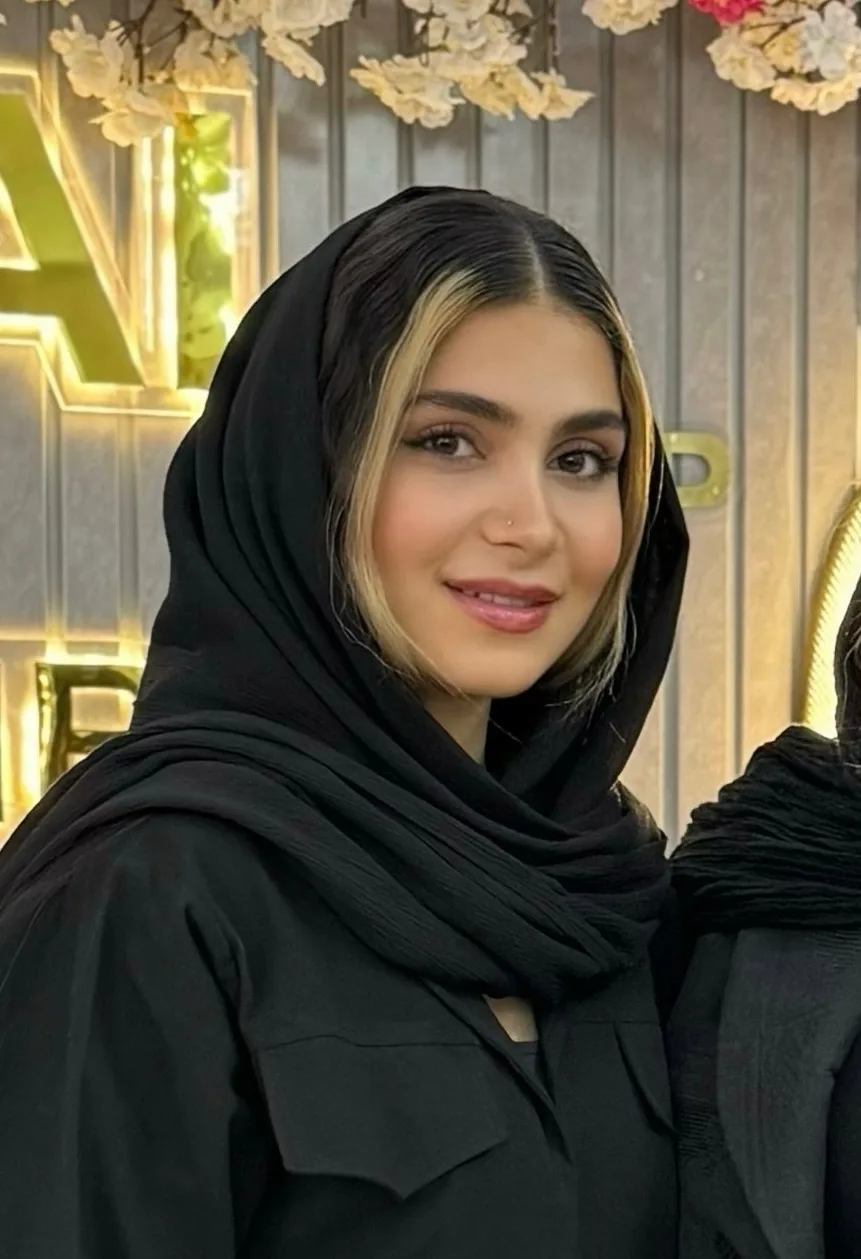 خدمات درمانی مشکلات پوستی نغمه فرخ پور