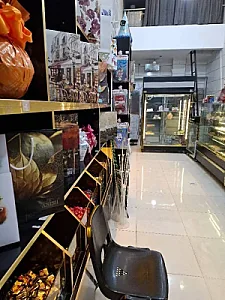 شیرینی خان