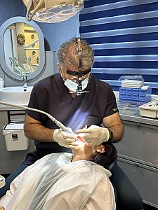 مطب دندانپزشکی دکتر علیرضا نزهتی