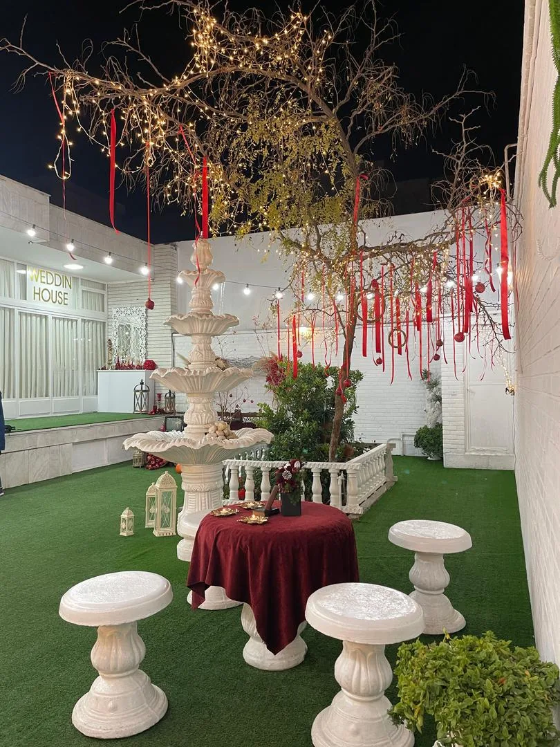 خانه عقد پارمیس