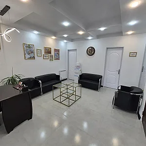 دندانپزشکی جوان دکتر الهه ابراهیم زاده