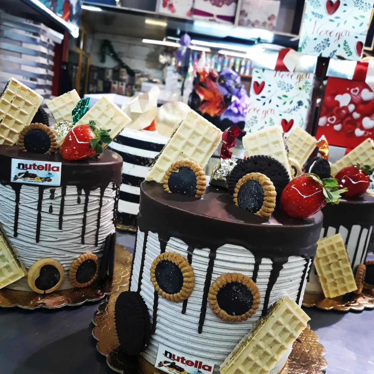 قنادی رز حدادی - تصویر 2