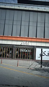 دفاکتو