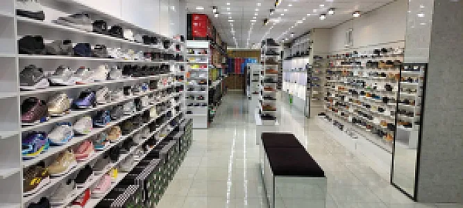کفش آرجی کرج گوهردشت