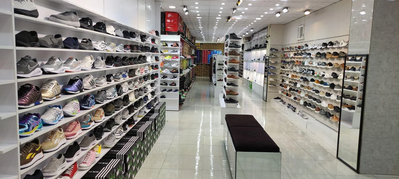 کفش آرجی کرج گوهردشت