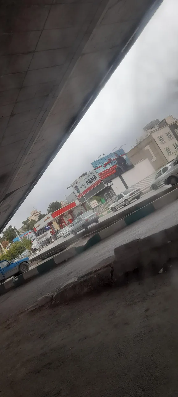 جایگاه اختصاصی میدان معلم