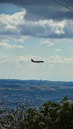 آمفی تئاتر روباز عینالی