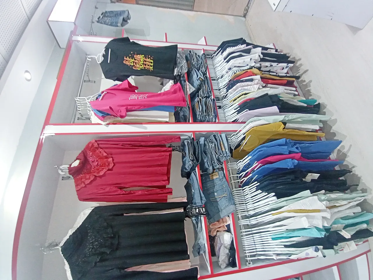 گالری بهرنـگModÆ (womenswear) - تصویر 2