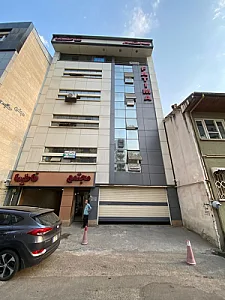 دکتر مانی محیطی