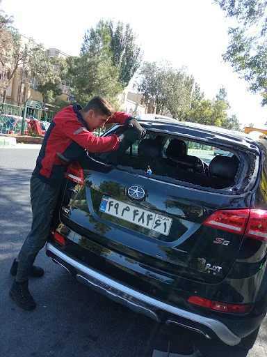 شیشه اتومبیل ستاری