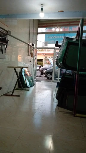 شیشه اتومبیل سناتور