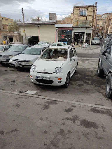 شیشه اتومبیل سناتور