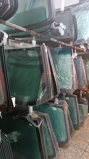 شیشه اتومبیل کاپیتان