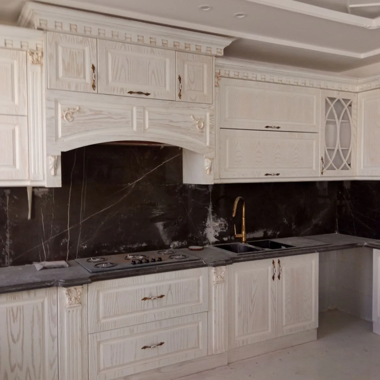 کابینت و دکوراسیون نیکاد (Nikad Decor)
