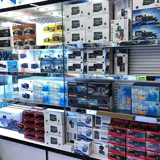 فروشگاه دوربین خودرو آذرال - دوربین مداربسته و سیستم‌های امنیتی در تبریز