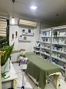 مطب پوست مو لیرز دکتر آقاجانی