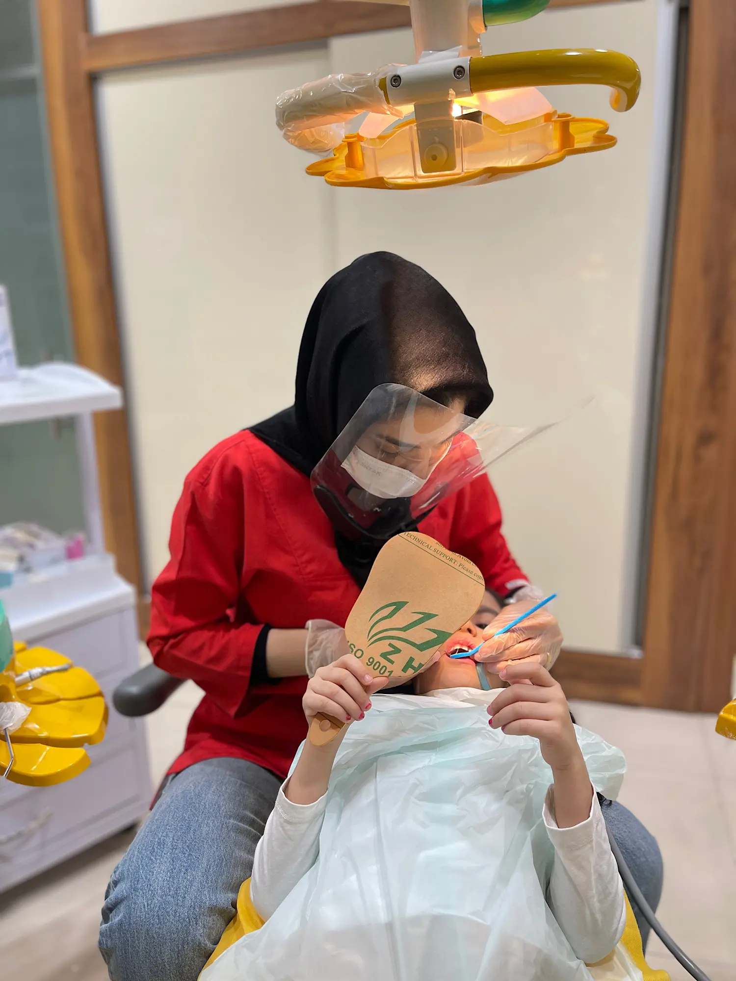 مطب دندانپزشکی کودکان دکتر نعیمه تیموری