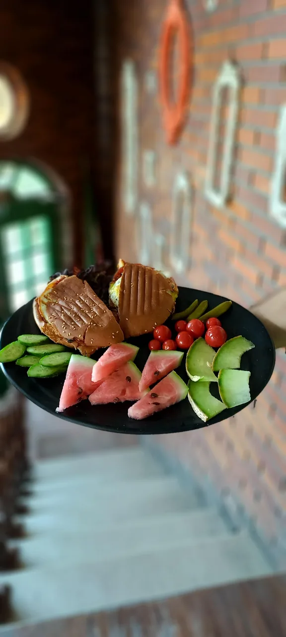 کافه تی شی نی - تصویر 3