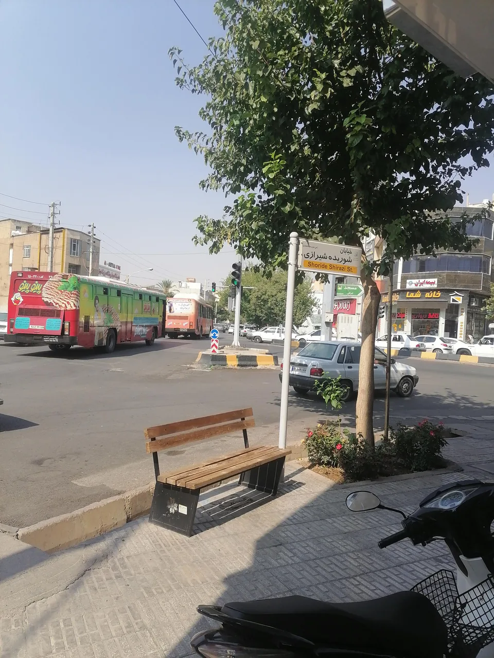 مشاورین املاک مهرگان