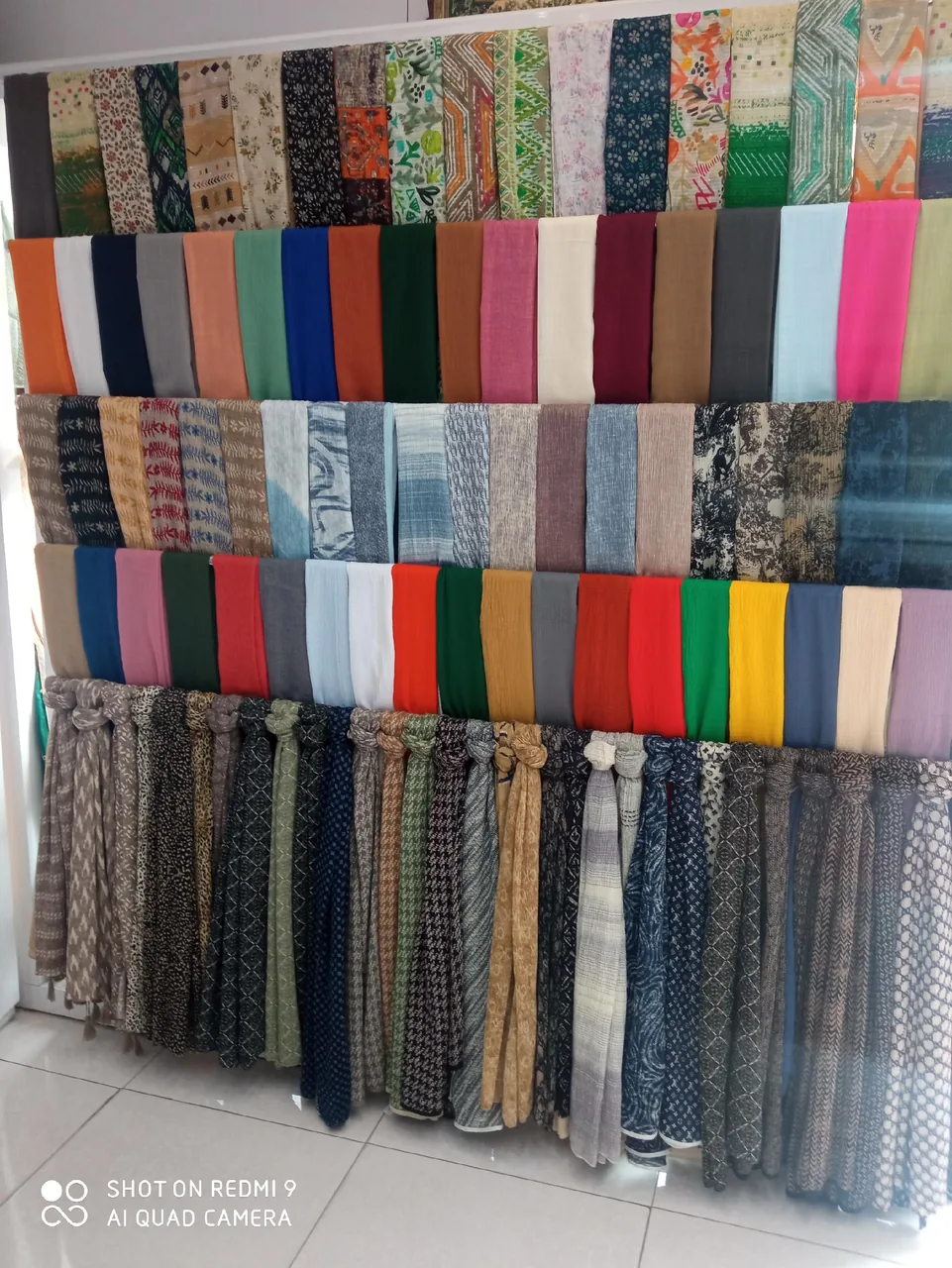 شال و روسری یاس - تصویر 3