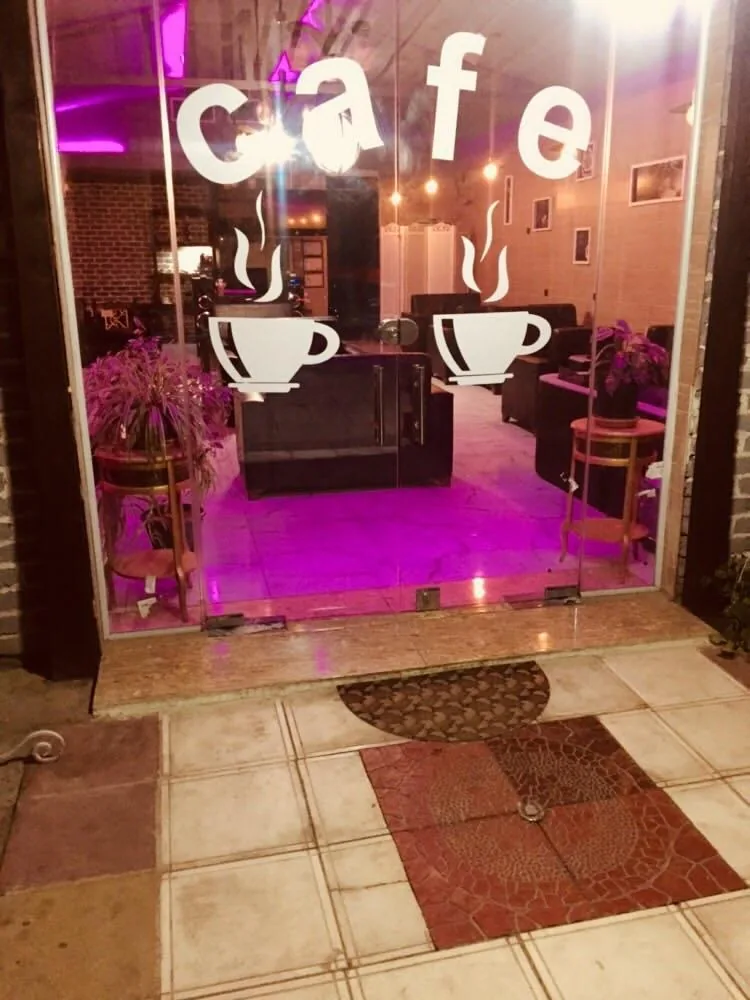 کافه تریا - تصویر 2