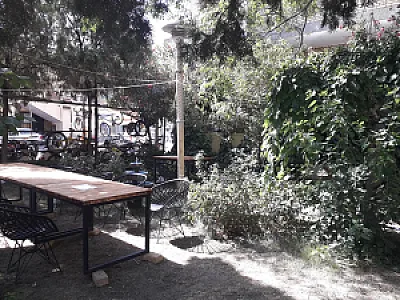 کافه اهورا