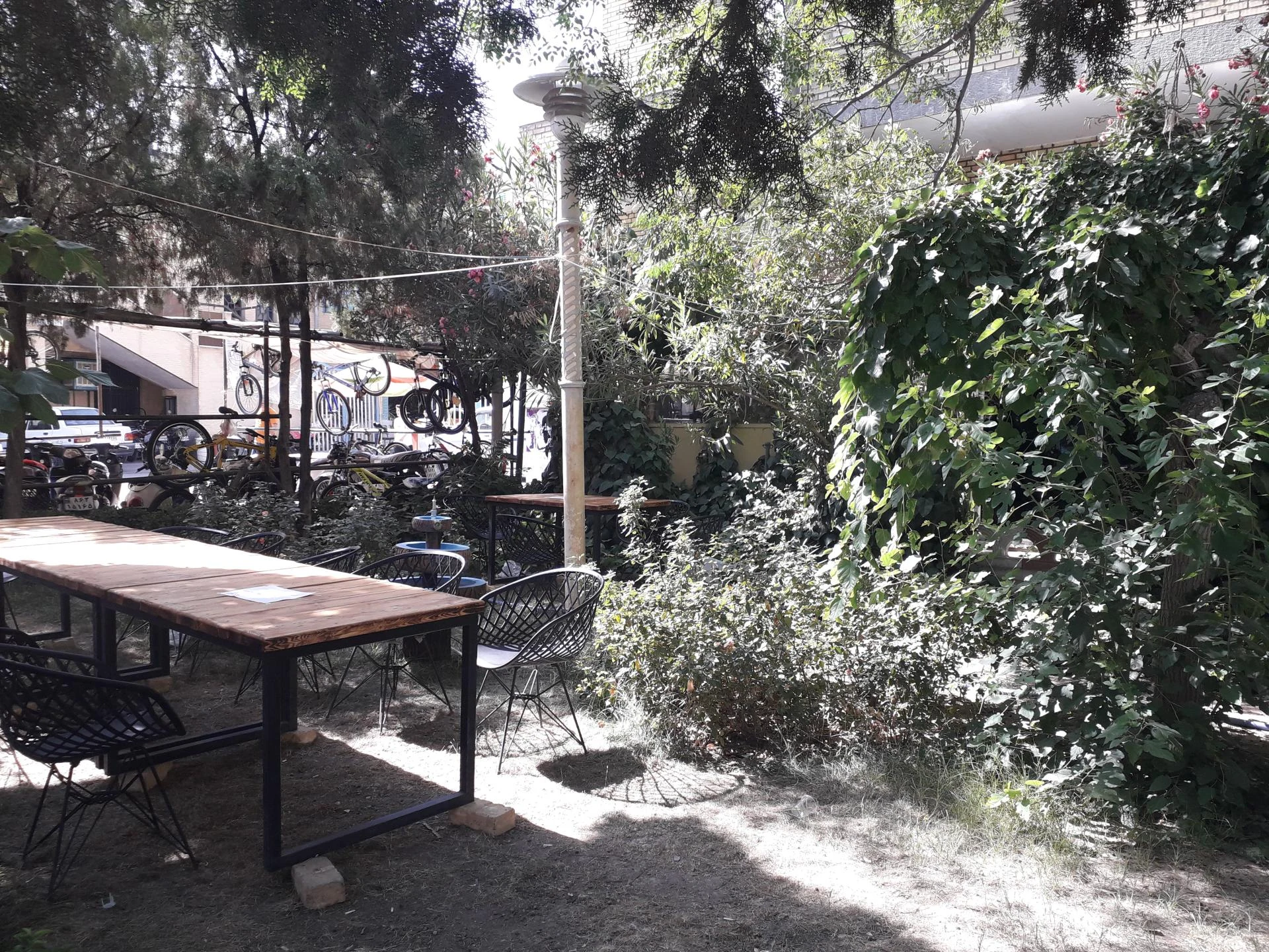 کافه اهورا