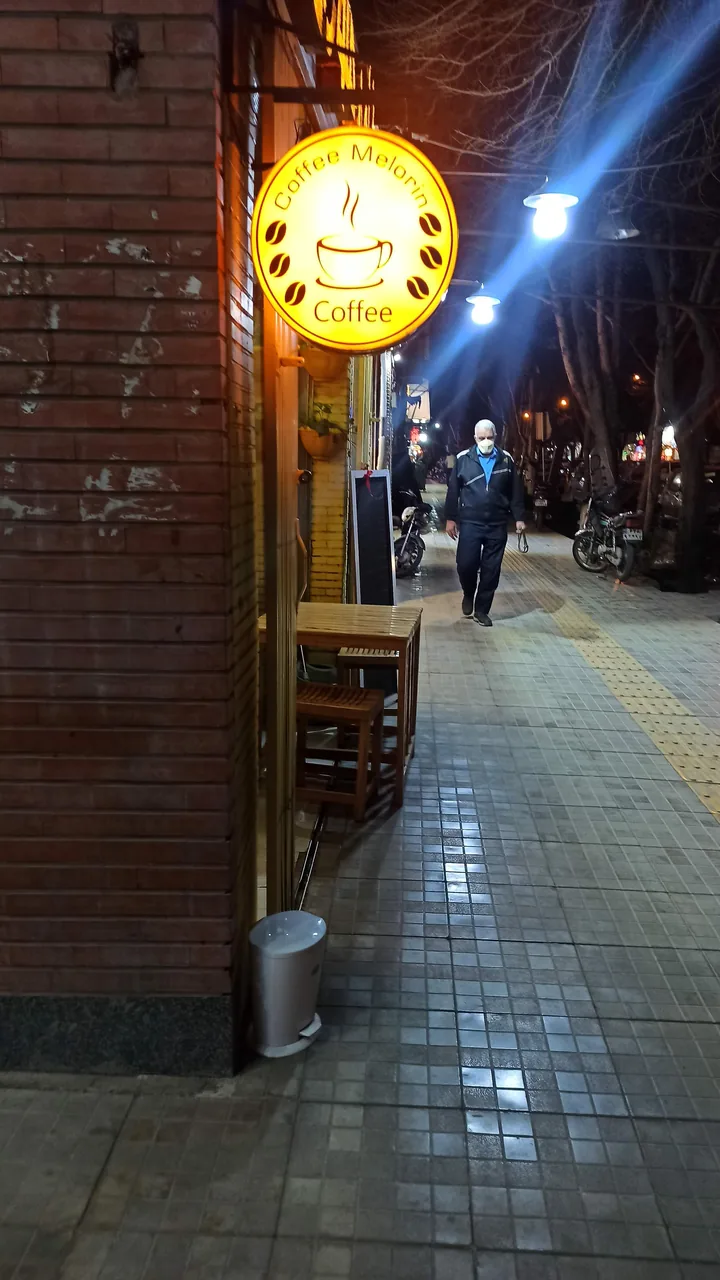 کافه ملورین - تصویر 5