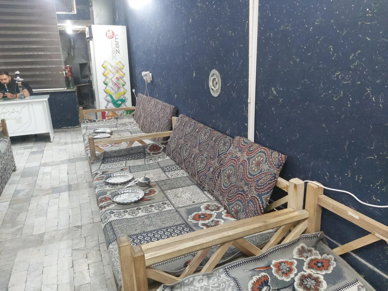 کافه حاج میرزا - تصویر 4
