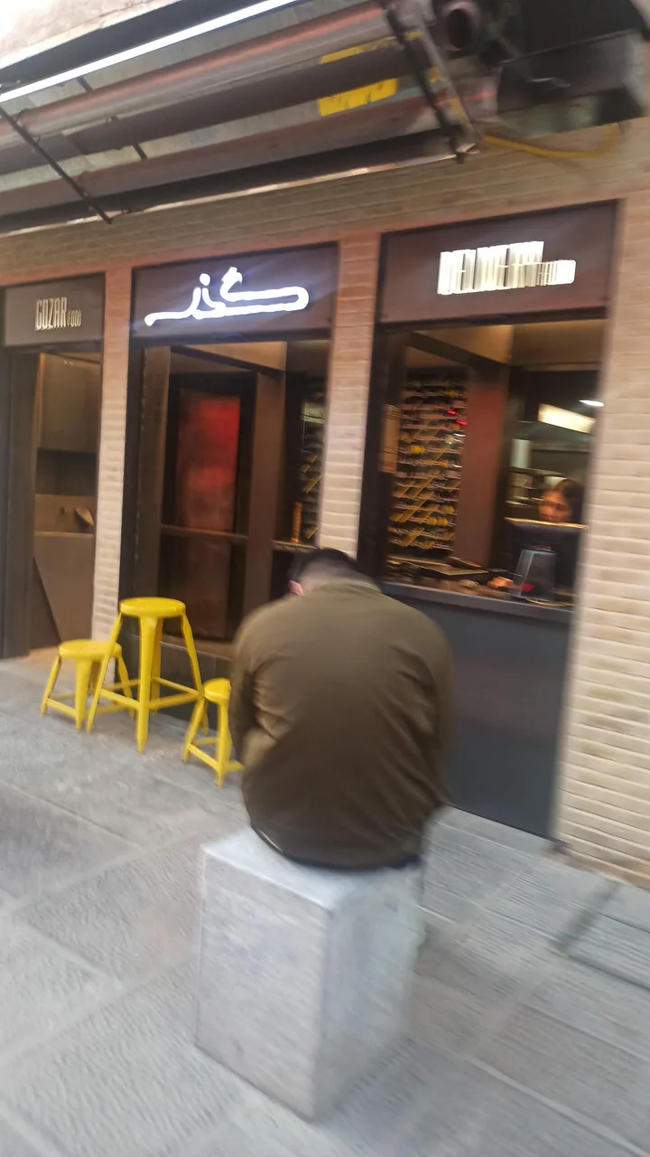 کافه گذر - تصویر 5