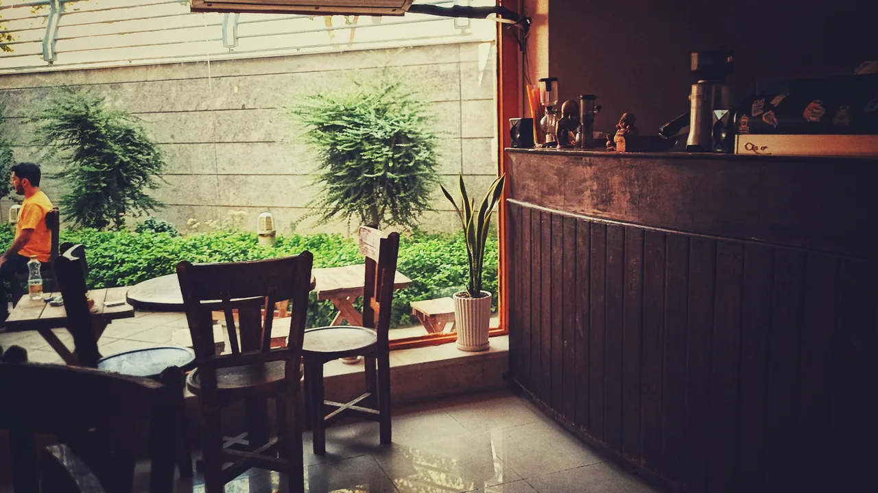 کافه کیو Cafe Q - تصویر 4