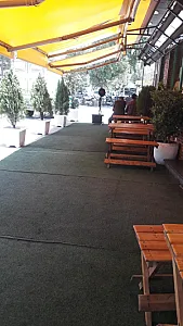 لاویا برگر شعبه میدان گاز