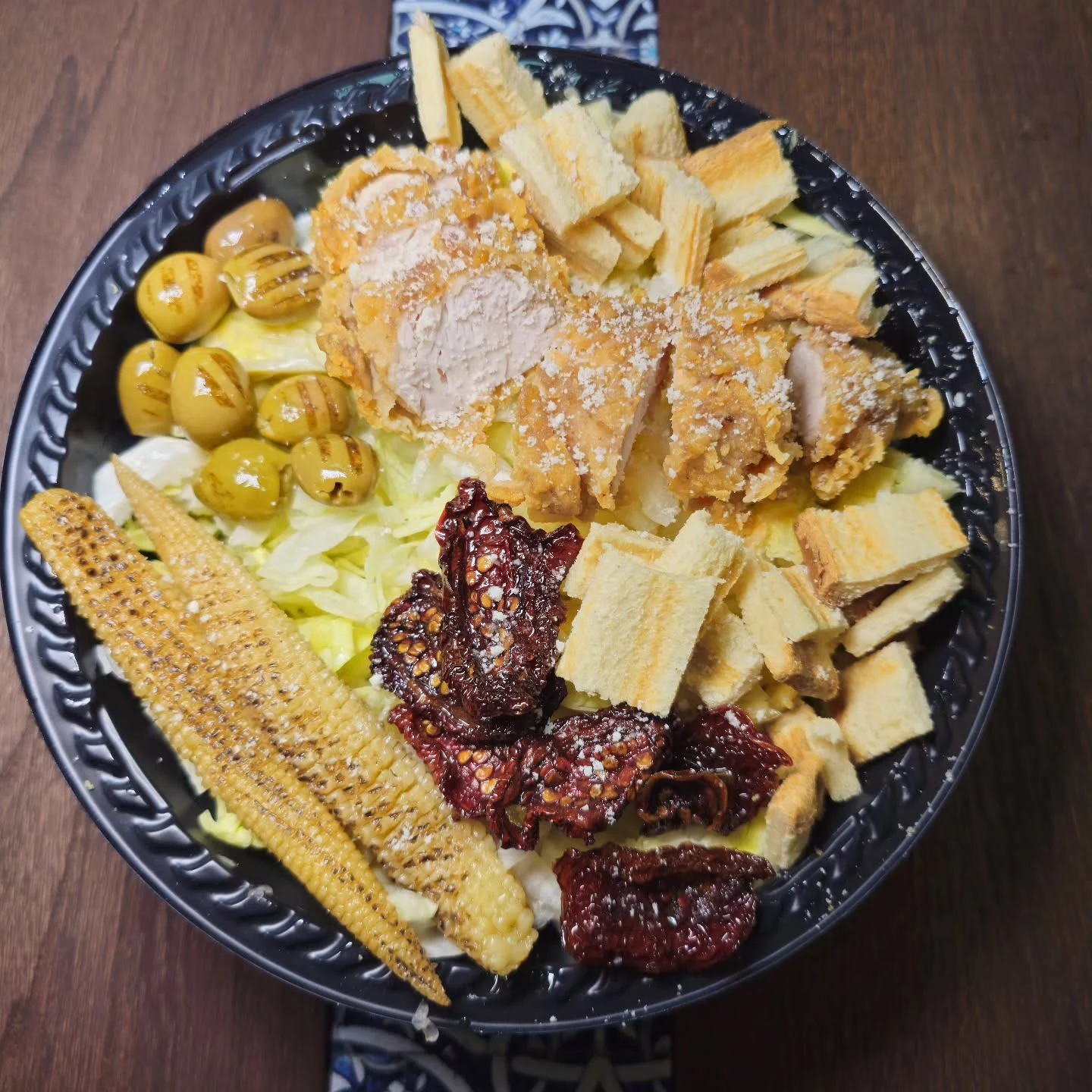 بهشت سوخاری - تصویر 2