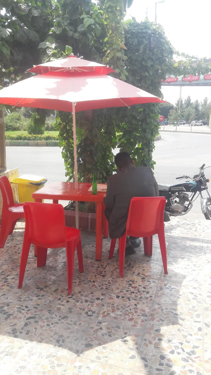 فست فود هلو - تصویر 3