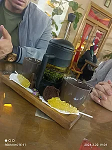 کافه رستوران سنتی سوگلی