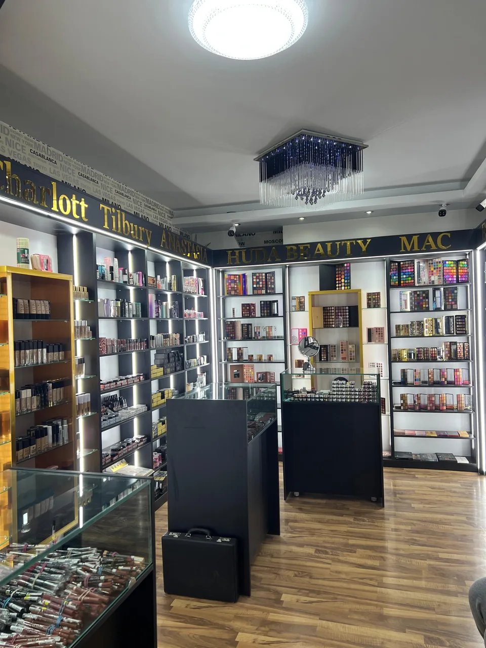 فروشگاه آرایشی جلالی