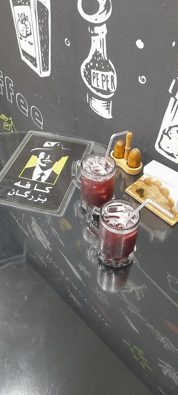 کافه فست فود بزرگان - تصویر 4