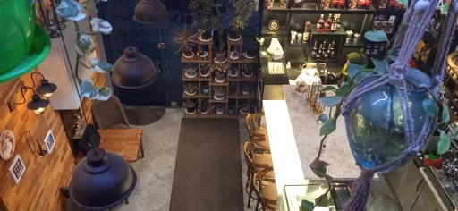 کافی‌شاپ خان‌داداش